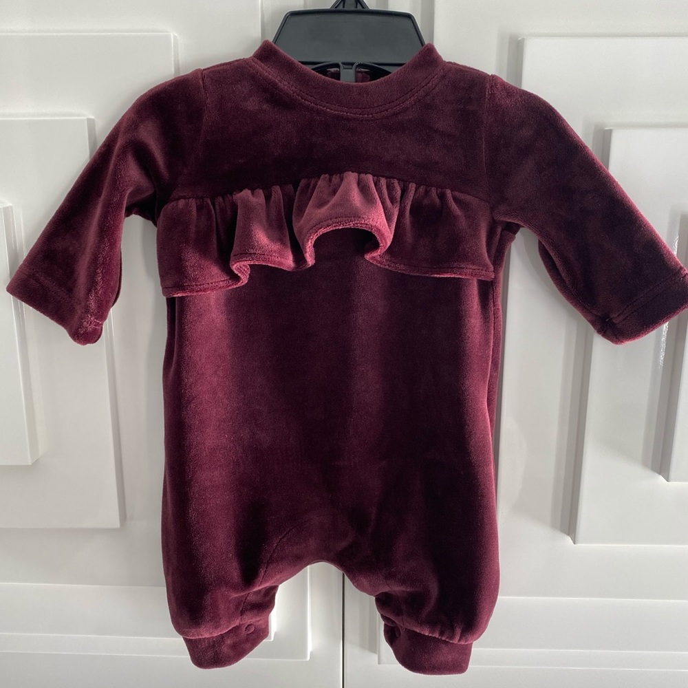 GYMBOREE Baby Holiday Velour Jumpsuit 0-3M